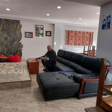 Guesthouse Gera Mestia Zewnętrze zdjęcie