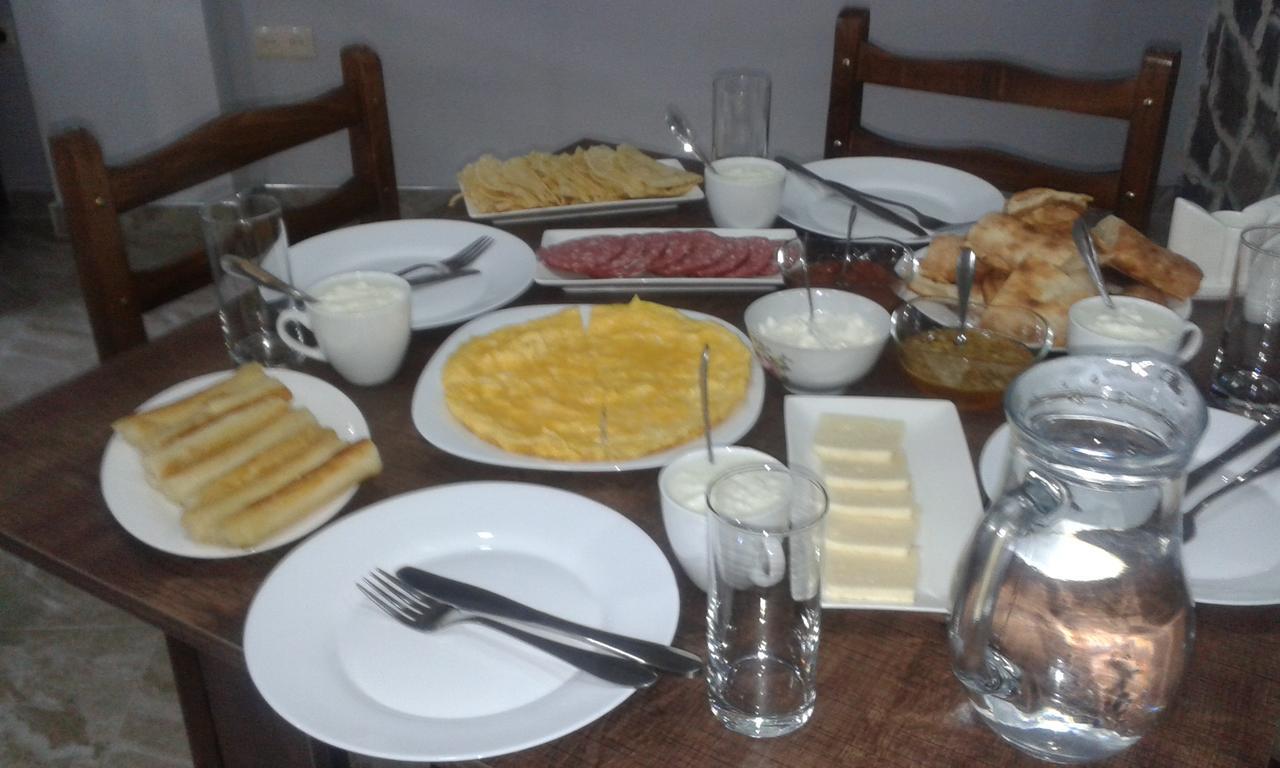 Guesthouse Gera Mestia Zewnętrze zdjęcie