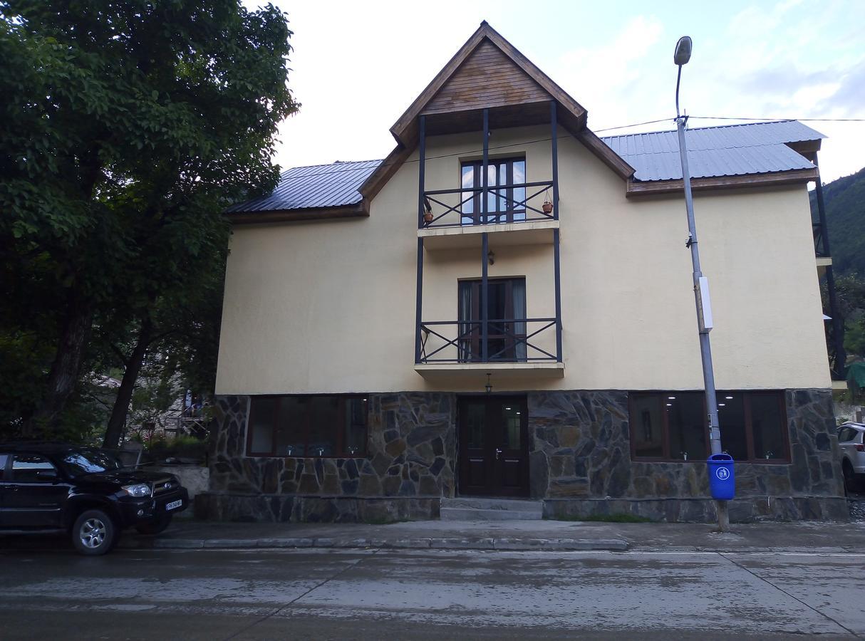 Guesthouse Gera Mestia Zewnętrze zdjęcie