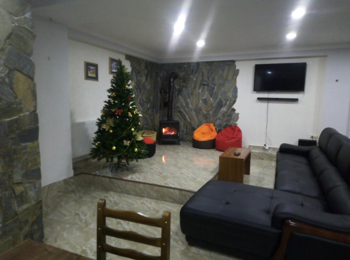 Guesthouse Gera Mestia Zewnętrze zdjęcie